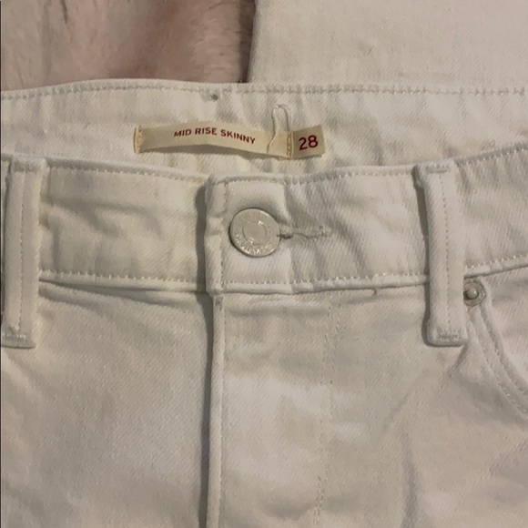 MID RISE SKINNY JEANS! - Picture 3 of 4